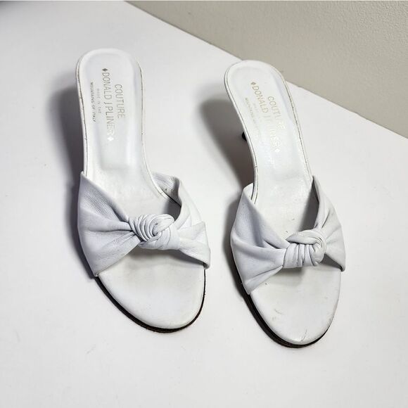 Donald J. Pliner - Picture 5 of 13